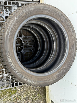 PREDÁM 4 kusy zimné pneumatiky GOODYEAR 195/55 R16 91H - 11