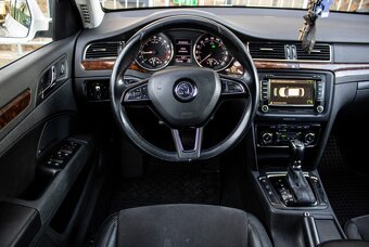 Škoda Superb 2.0 TDI CR 170k Elegance DSG - 11
