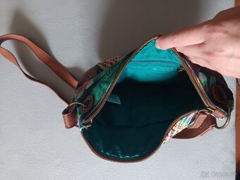 Desigual kabelky - 11