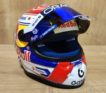 Max Verstappen - 2025 sezonna helma 1:2 + podpis karta - 11