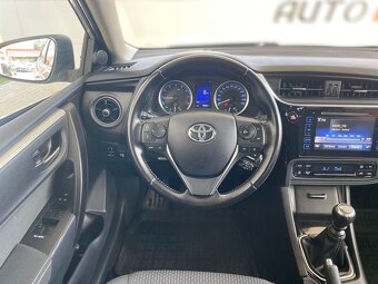 Toyota Corolla 1.6 Valvematic 97kW sedan - 11