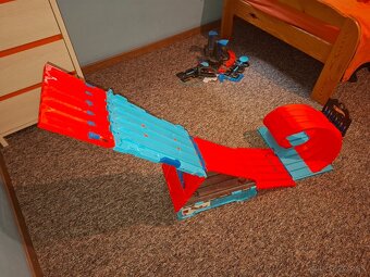 Hot Wheels - 11