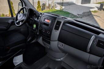 Mercedes-Benz Sprinter 313 CDI 2.2 95kW, 9-miestne - 11