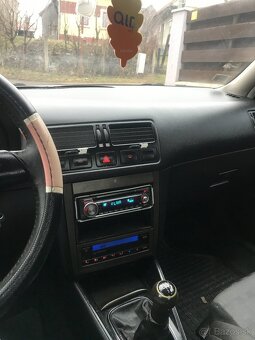 Volkswagen Bora Sedan 1.9TDi 85kw 16V - 11