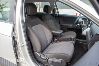 Hyundai Ioniq 5 73 kWh Style 4x4 ODPOČET DPH - 11