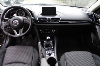 MAZDA 3 - 11