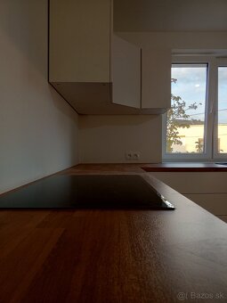 Montáž nábytku/skladanie nábytku - 11