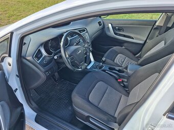 Kia Ceed 1.4 CRDI - 11