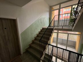 Prenájom 2 - izbového bytu na ulici Dlhé Hony v Trenčíne - 11