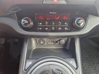 Kia Sportage 2.0 crdi 4x4 - 11