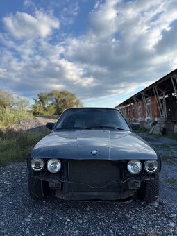 BMW e30 324D 1986 - 11