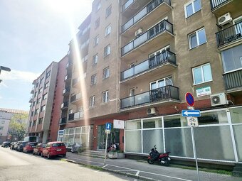 2 i byt, ul. ROBOTNÍCKA/BRATISLAVA – 40 m2 + pivnica - 11