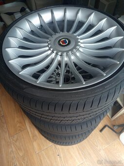 BMW 750i - 11