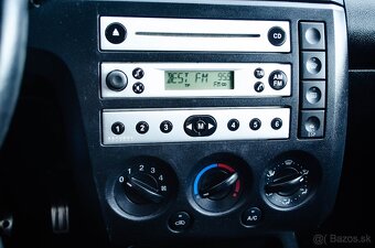 Ford Fiesta 2.0i Duratec ST 150 - 11