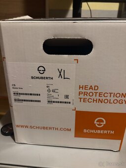 Predám vyklapaciu helmu Schuberth C5 - 11