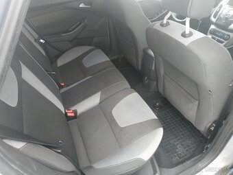 Predám FORD FOCUS Combi 1.6TDCi DPF 115k Titanum - 11