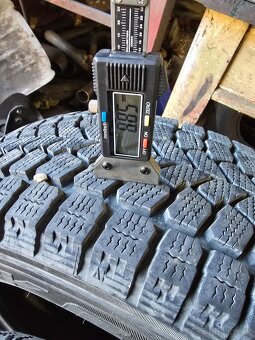 215/65R16 zimné pneu Falken - 11