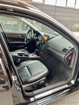 Mercedes C320 4-matic - 11