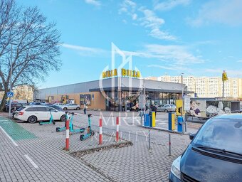 Komplet zrekonštr. zariadená garsónka v blízkosti centra - 11
