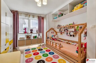 REB.sk Predaj 4 izbový dom.100 m2, pozemok 208 m2, Štúrova u - 11