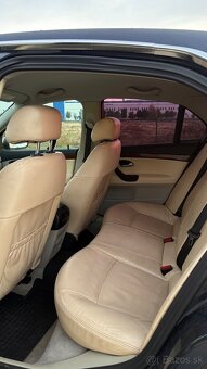 Cadillac BLS - 11
