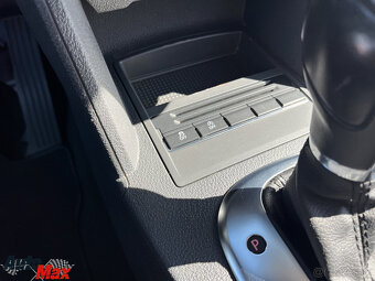 Volkswagen Touran 1.6 TDI highline DSG - 11