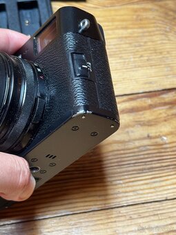 Fuji X100F - 11