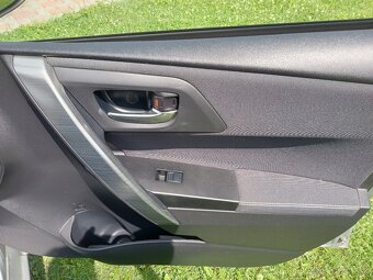 Auris - 11