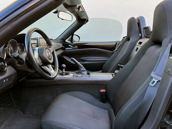 Mazda MX-5 1.5 Skyactiv-G130 Attraction 2017 - 11