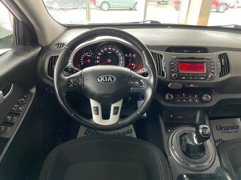 Kia SPORTAGE 1.6 Benzín GDI - 11