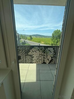 LUXUSNÝ 2-IZBOVÝ BYT PEZINOK - 11