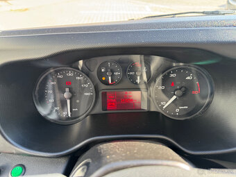 Iveco Daily 70C18 - 11