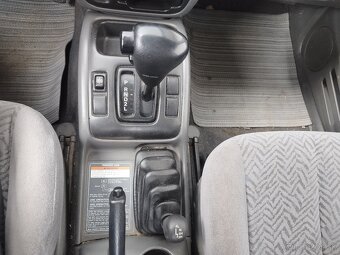 Suzuki Grand Vitara 4x4 AUTOMAT, r.v. 2002 - 11
