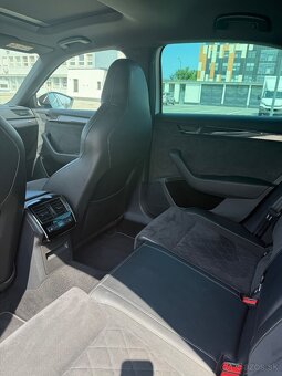 Škoda Superb Sportline 2.0 TDi - 11