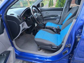 Predám Kia Picanto 1.0 benzín 2005 45kw - 11
