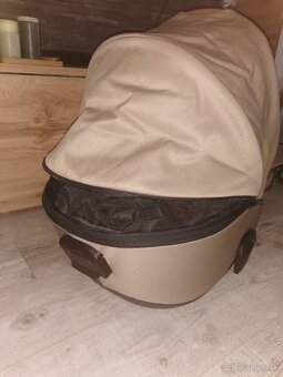 Kočiar Junama Space trojkombinácia + isofix základňa - 11