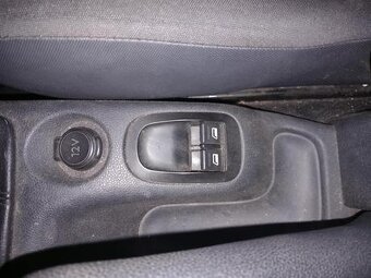 Peugeot 206+ - 11