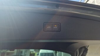 VW Tiguan Highline 2.0 TDI 4motion DSG - 11