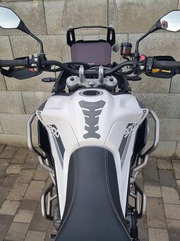 Predám TRIUMPH Tiger 900 Rally rv: 06/2021 objem: 900 cm3 - 11