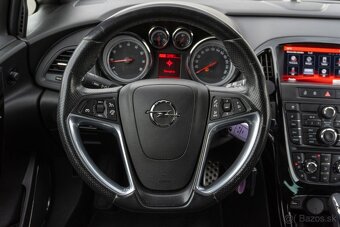 Opel Astra GTC 1.4 Turbo 140k Sport A/T - 11