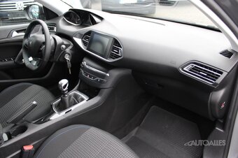 Peugeot 308 1,2 i PURETECH 96 kW STYLE - 11