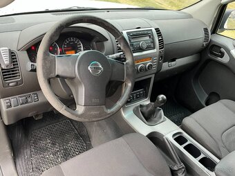 Nissan Pathfinder 2.5DDTi 4x4 - 11