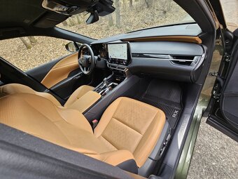 Lexus RX 350h - 11