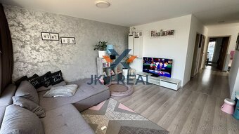 3izbový byt (75m2) so záhradkou (84m2) a parkovacím miestom  - 11