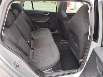 Škoda Rapid Spaceback 1.6 tdi -- DSG -- 124 000 km - 11