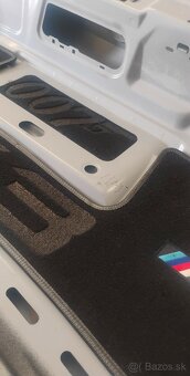 Predám tapacir zadnej kapoty na BMW Z3 - 11