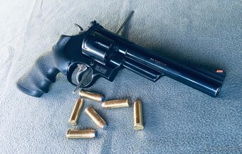 Revolver Smith&Wesson .44 Magnum - 11