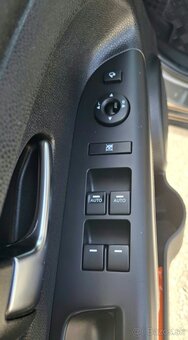 Venga 1.4 benzin 67 500km - 11