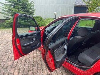 BMW E46 sedan 323i - 11