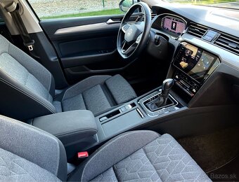 Volkswagen Passat Variant comby limuzina - 11